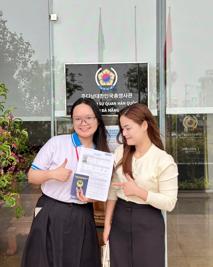 Trương Hoàng Thư